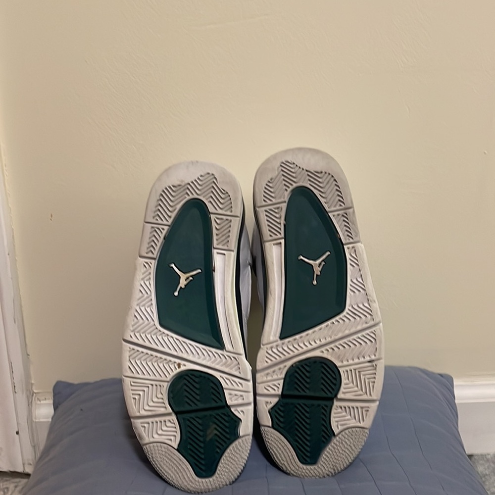 Air Jordan 4 Retro Oxidized Green (GS) Youth 5.5 like new very good condition - Picture 8 of 11